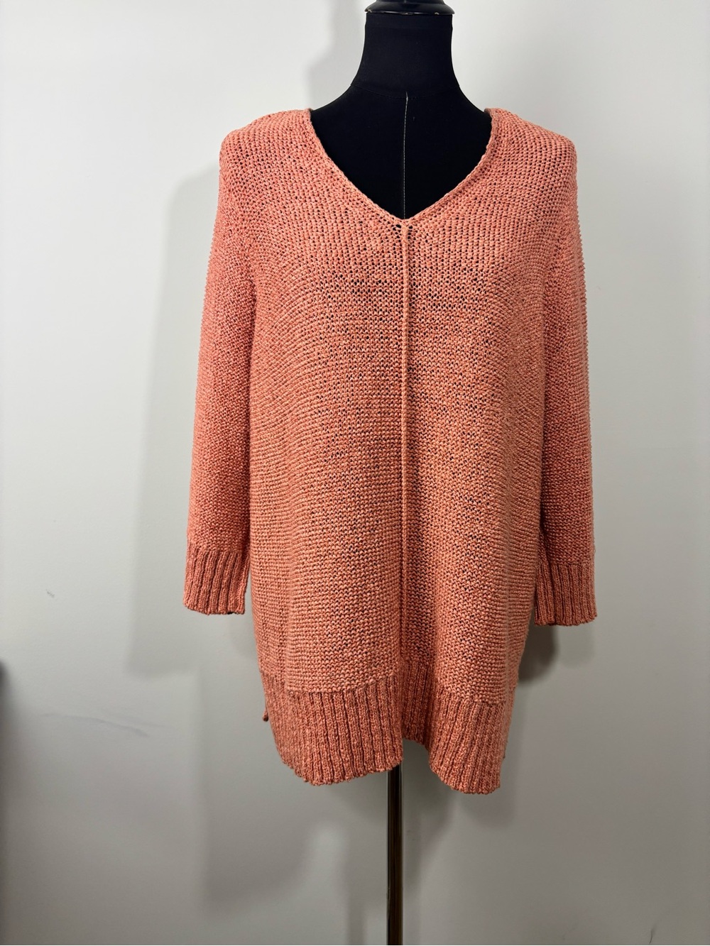 Chicos 3 Womens XL Coral Pink Pullover V-Neck Sweater Resortwear Beach Fisherman